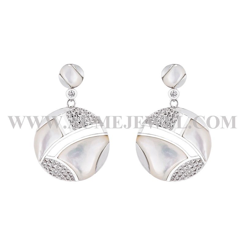 Earrings    Earrings