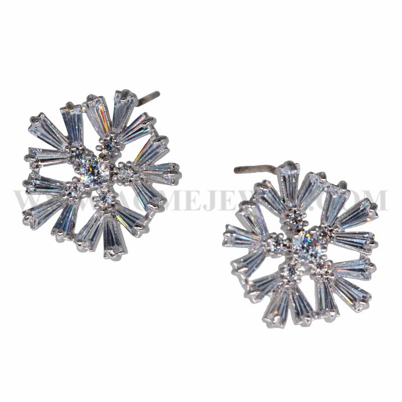 Earrings    Earrings