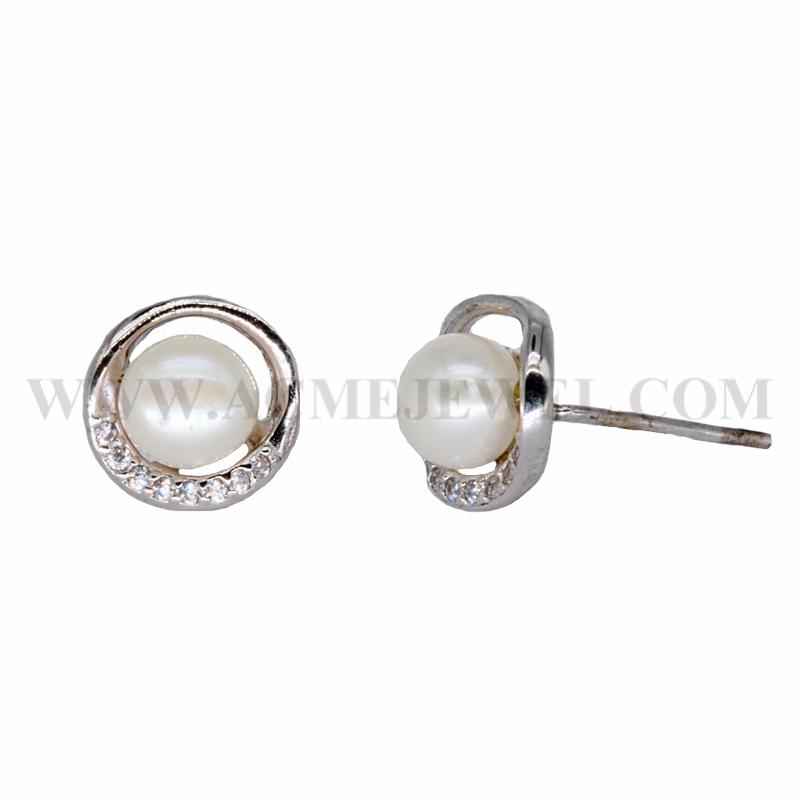 Earrings    Earrings