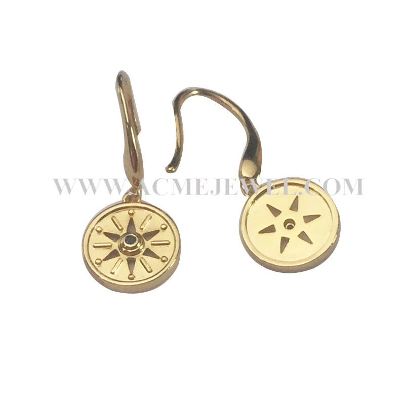 Earrings    Earrings