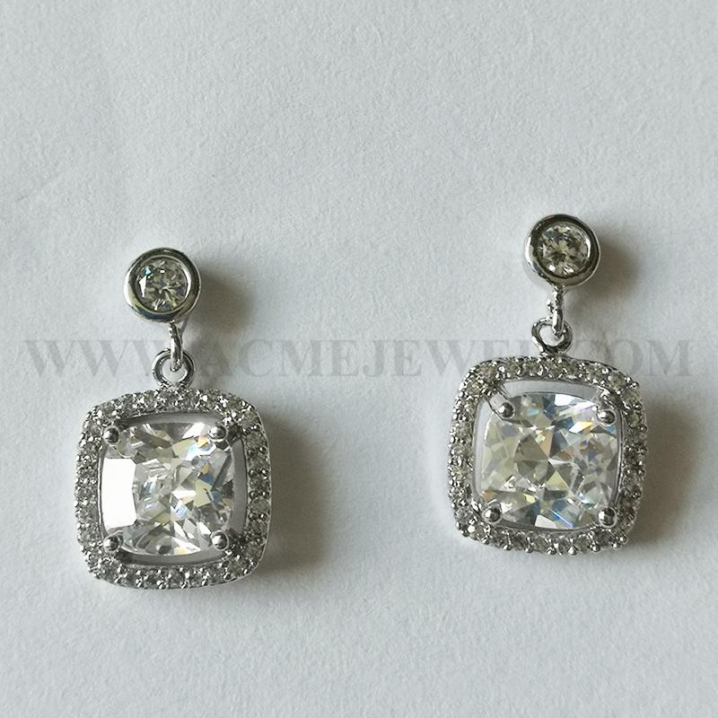 Earrings    Earrings