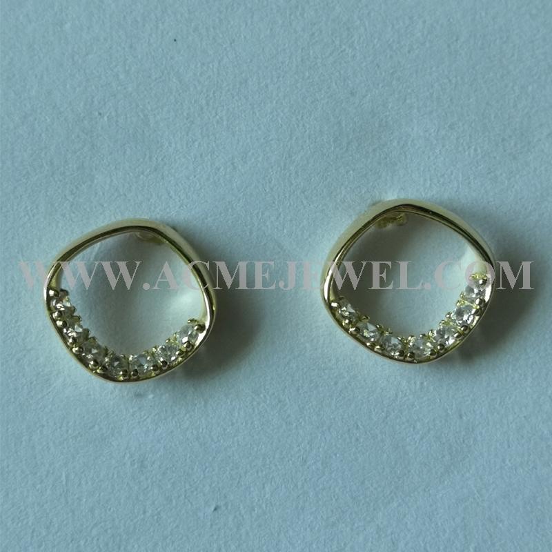 Earrings    Earrings