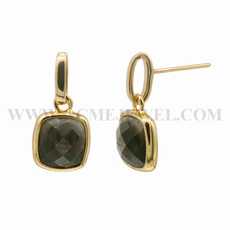 Earrings    Earrings